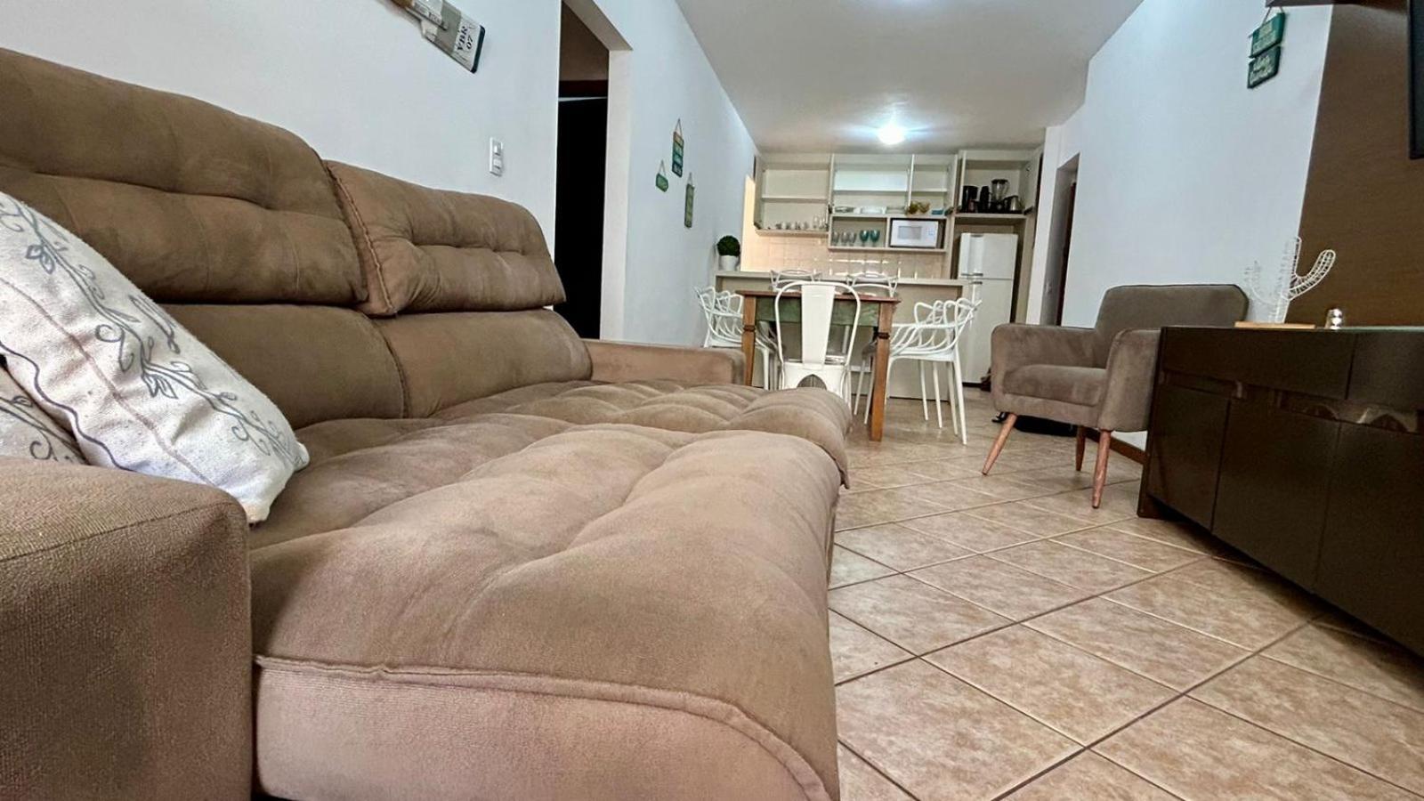 Bombas/ Bombinhas, A 50M Do Mar, Apartamento 2 Quartos, Com Churrasqueira Na Sacada, Ar E Wi-Fi Buitenkant foto