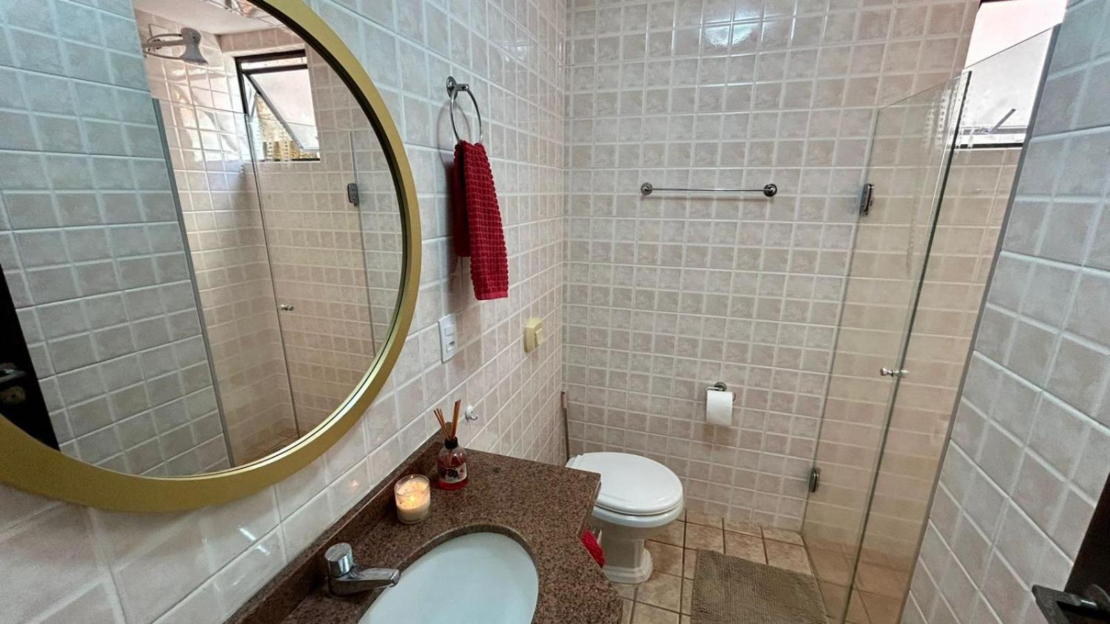 Bombas/ Bombinhas, A 50M Do Mar, Apartamento 2 Quartos, Com Churrasqueira Na Sacada, Ar E Wi-Fi Buitenkant foto