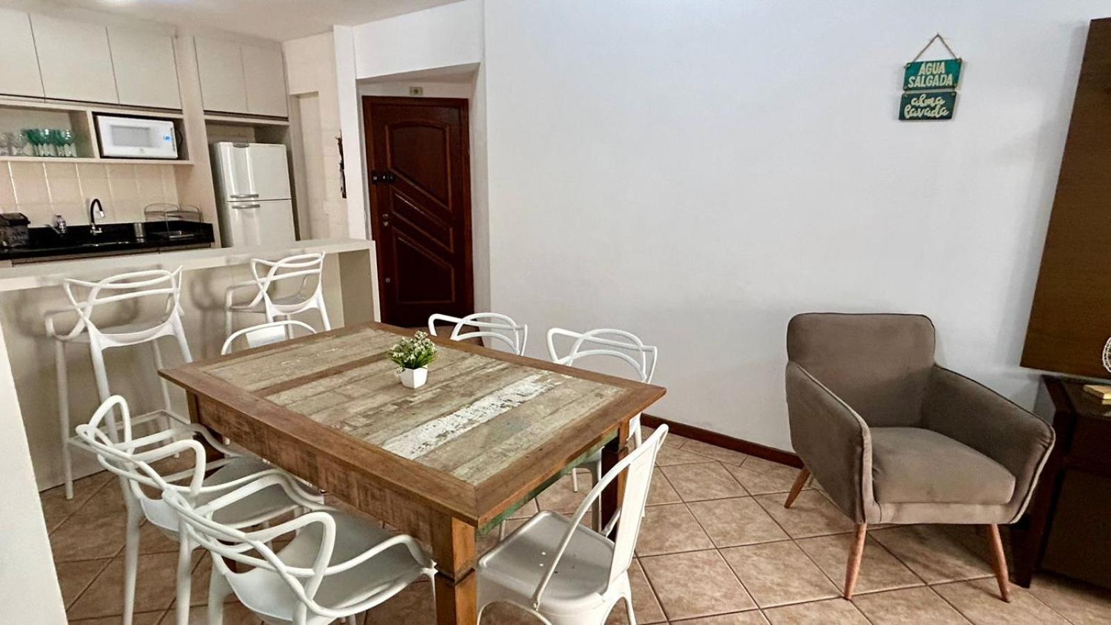 Bombas/ Bombinhas, A 50M Do Mar, Apartamento 2 Quartos, Com Churrasqueira Na Sacada, Ar E Wi-Fi Buitenkant foto