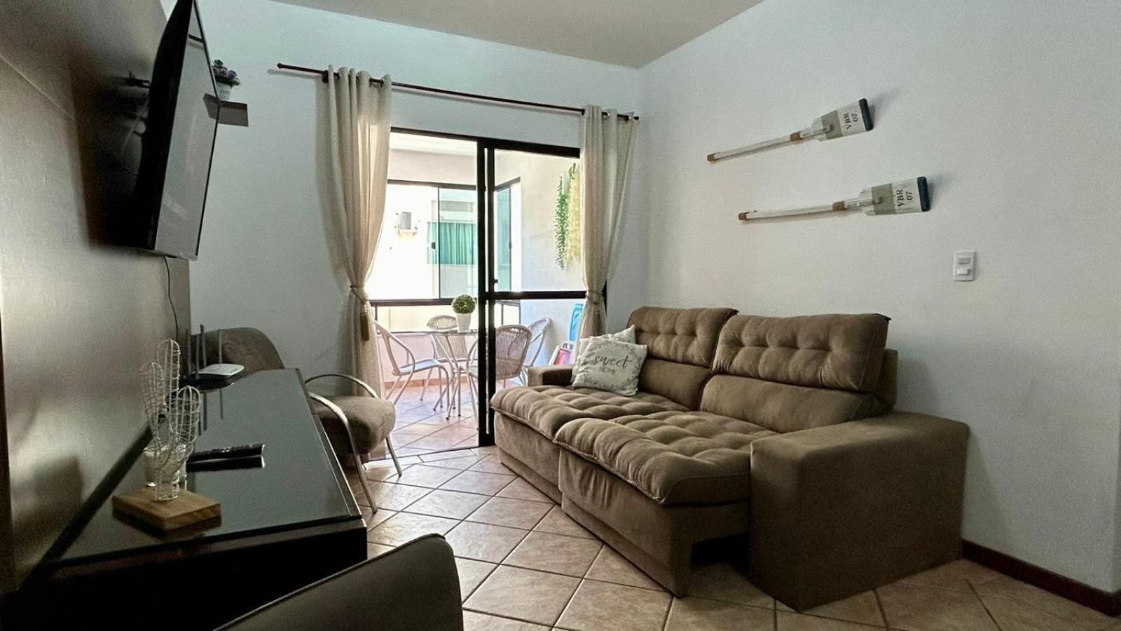 Bombas/ Bombinhas, A 50M Do Mar, Apartamento 2 Quartos, Com Churrasqueira Na Sacada, Ar E Wi-Fi Buitenkant foto