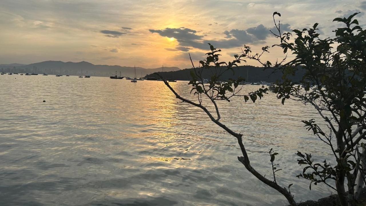 Bombas/ Bombinhas, A 50M Do Mar, Apartamento 2 Quartos, Com Churrasqueira Na Sacada, Ar E Wi-Fi Buitenkant foto
